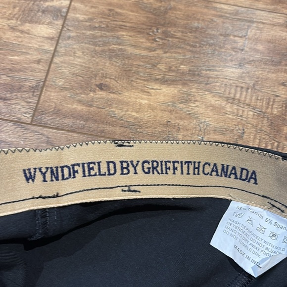 Black Wyndfield by Griffiths Canada equestrian Riding Pants size 24 - Picture 7 of 9